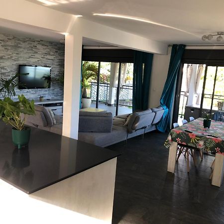 Le Clos D'Isis - Piscine Chauffee Le Tampon Quarto foto